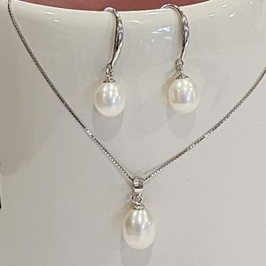 925 Sterling Silver White Freshwater Pearl Necklace And Earring‎ Jewelry Set